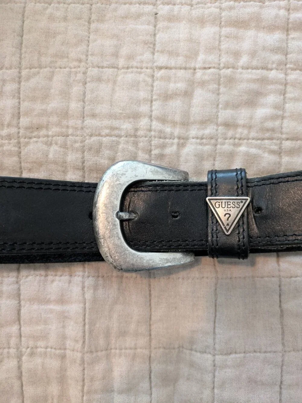 Vintage GUESS 1990s black leather belt Y2K Size 26-28 Made in the USA.